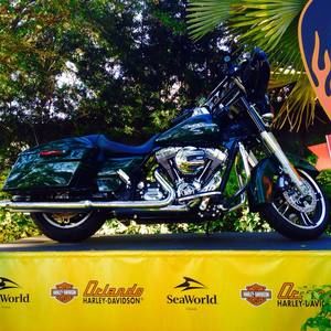 Meet your Posher, Deryck